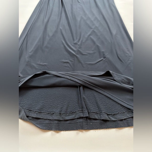 Vince Camuto blue/grey cap sleeved gown with jeweled neckline size 6 - Picture 7 of 11